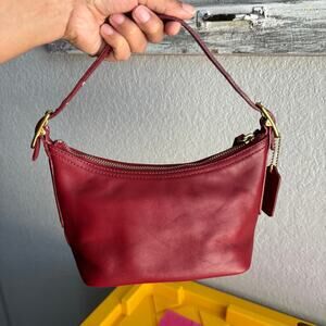 Vintage Coach Red Legacy Demi Baguette 9944